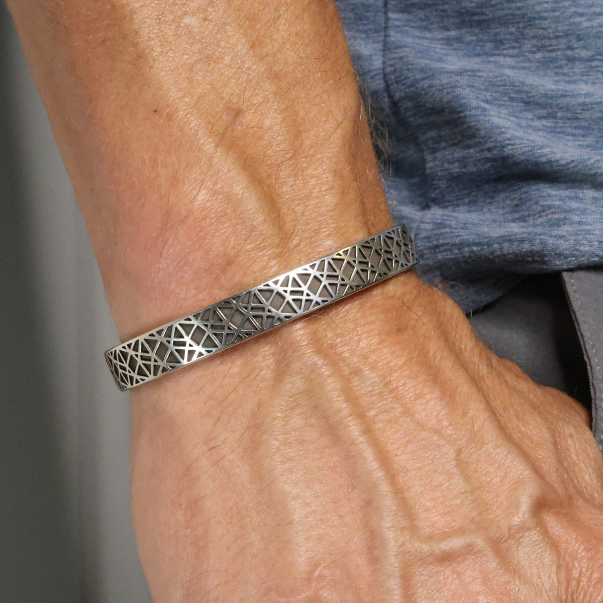 Geo Standard Cuff